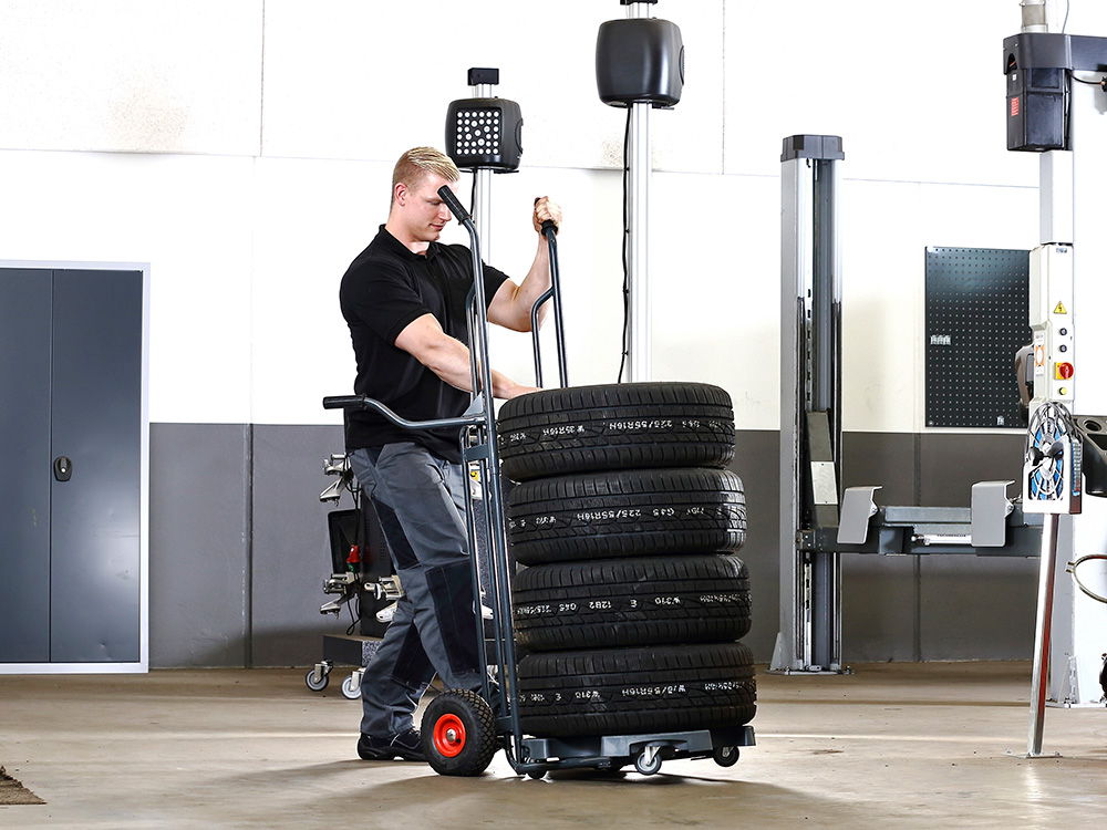 Wheelcaddy_4.jpg