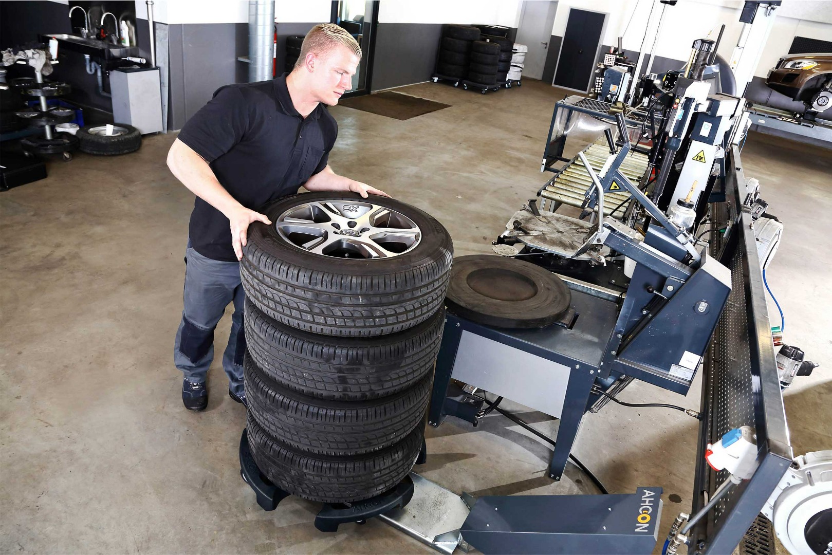 WHEEL-TROLLEY-RECYCLED-XL-13.jpg